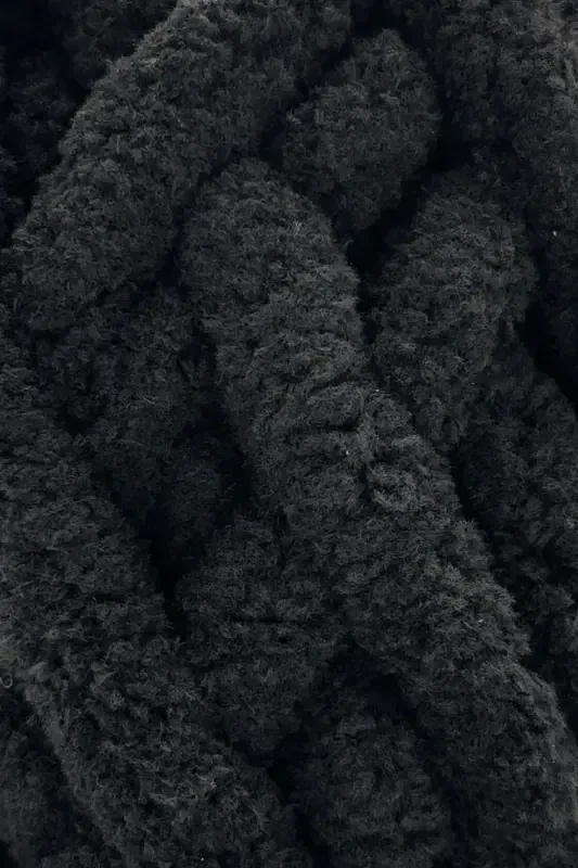 Chunky Hand Knitting Yarn 200 gr Finger Knitting Yarn Black-Black - 2