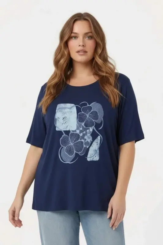 Çiçek Baskılı Kadın Büyük Beden Tişört Lacivert - BÜYÜKBEDENIZ