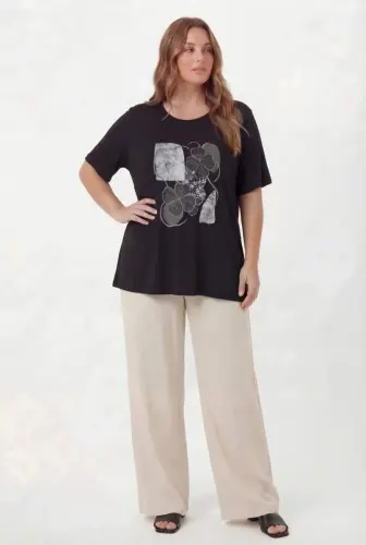 Çiçek Baskılı Kadın Büyük Beden Tişört Siyah - 4