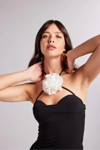 Çıkarılabilir Çiçek Detaylı Gloplu Raby Bluz Siyah-Siyah - HOLLY LOLLY (1)