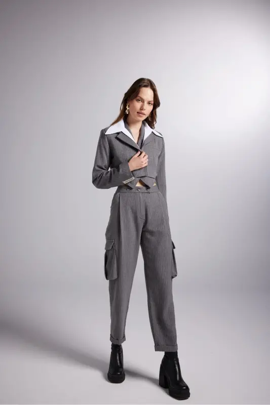 Çıkarılabilir Gömlek Yakası Detaylı Çizgili Crop Kira Blazer Ceket Gri-Gri - 6