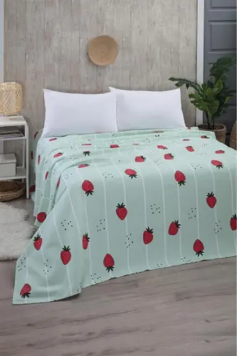 Çilek Desenli Çift Kişilik Pike Yatak Örtüsü 200 x 230 - yeşil - 1