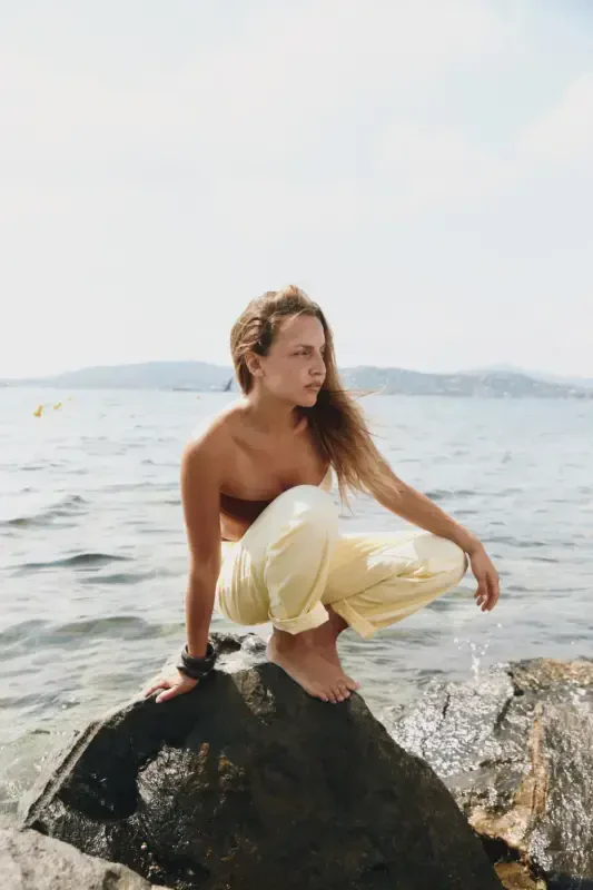 ЧИНО БРЮКИ С ПЛЕТЕНЫМ РЕМНЕМ-Желтый - 2