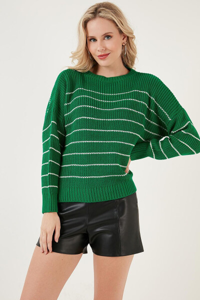 Yeşil Çizgili Arkası Uzun Bisiklet Yaka Örme Kazak 4616133-Yeşil - 11