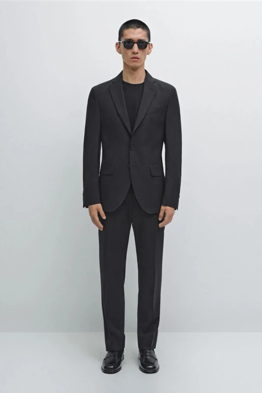 Classic, 100% wool blazer. - 1