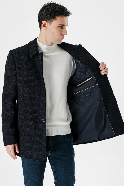 Classic, comfortable fit, oversized, wool coat. - 2