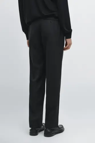 Classic fit, 100% wool trousers. - 7