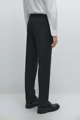 Classic fit, 100% wool trousers. - 3