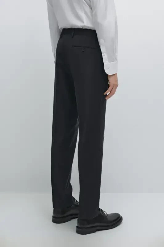 Classic fit, 100% wool trousers. - 3