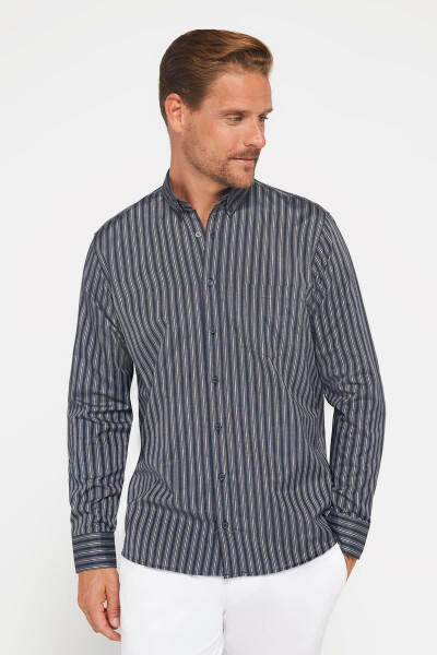 Classic Fit Long Sleeve Button Down Collar Cotton Easy Iron Striped Men's Shirt - 1