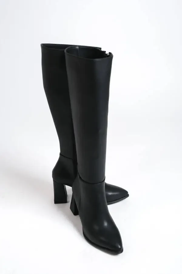 Classic heeled boots - 1