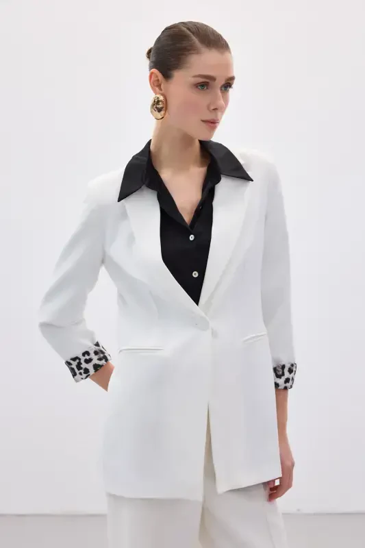 Classic Jacket with Monochromatic Collar - Ecru - 3