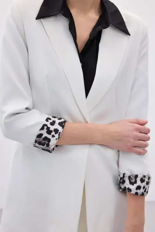 Classic Jacket with Monochromatic Collar - Ecru - 6