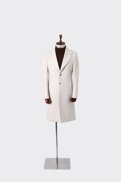 Classic men's coat, wide collar and comfortable design. - 3