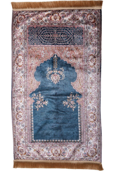 Classic patterned prayer rug, fabric base. LKS134 - 2