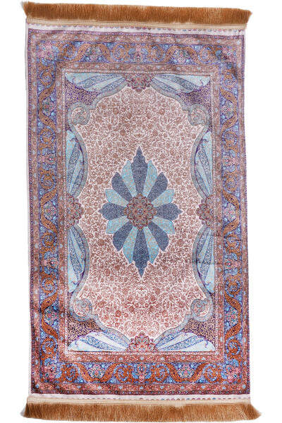 Classic patterned prayer rug with digital printing. - 2