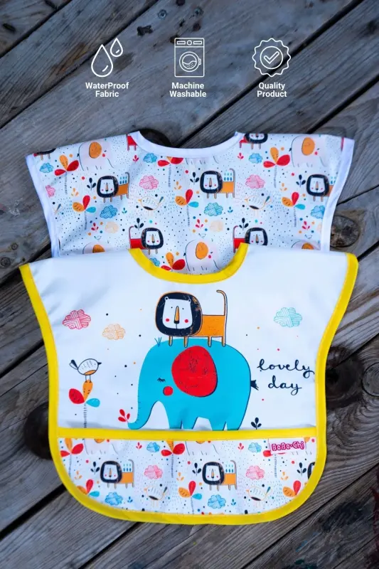 Classic Safari Patterned 2-Pack Waterproof Sleeveless Baby Bibs 0-12 Months - 1