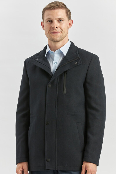 Classic, slim fit, quilted lined coat. - 7