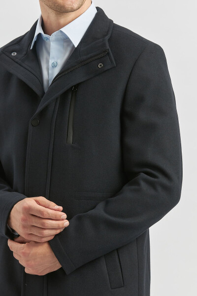 Classic, slim fit, quilted lined coat. - 9