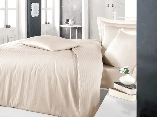 Clasy Çizgili Saten Nevresim Takımı Çift Kişilik Cappuccino - NEVRESIMDUNYASI