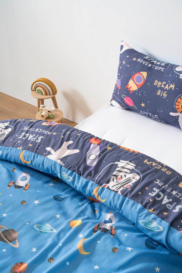 Clouds and Space Shuttle Double-Sided Children's Bed Set - 3