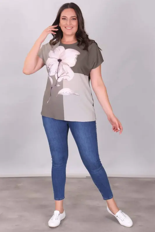 Clover Pattern Khaki V-Neck Blouse - BÜYÜKBEDENIZ