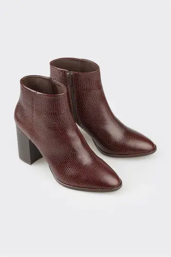 Coffee Leather Women Classic Boot - ELLE SHOES (1)