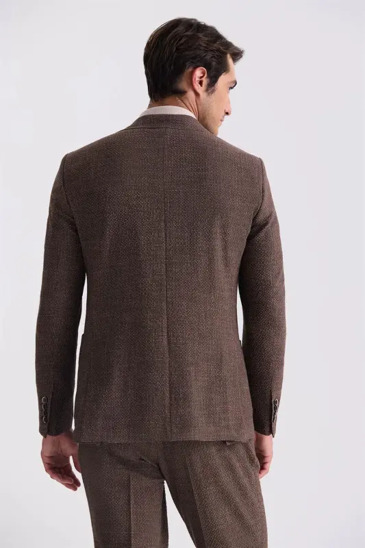 Coffee Slim Fit Mono Collared Patterned Sports Suit - 4
