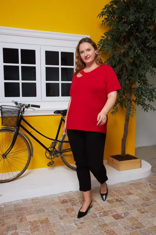 Collar Ring Detailed Plus Size T-Shirt Red - 5