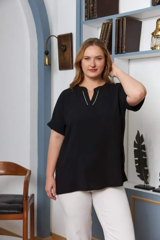 Collar Stone Embroidered Plus Size Black Blouse - BÜYÜKBEDENIZ