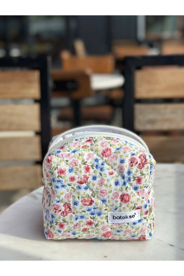 Colorful Flower Pattern Makeup Bag - Small Size - 8