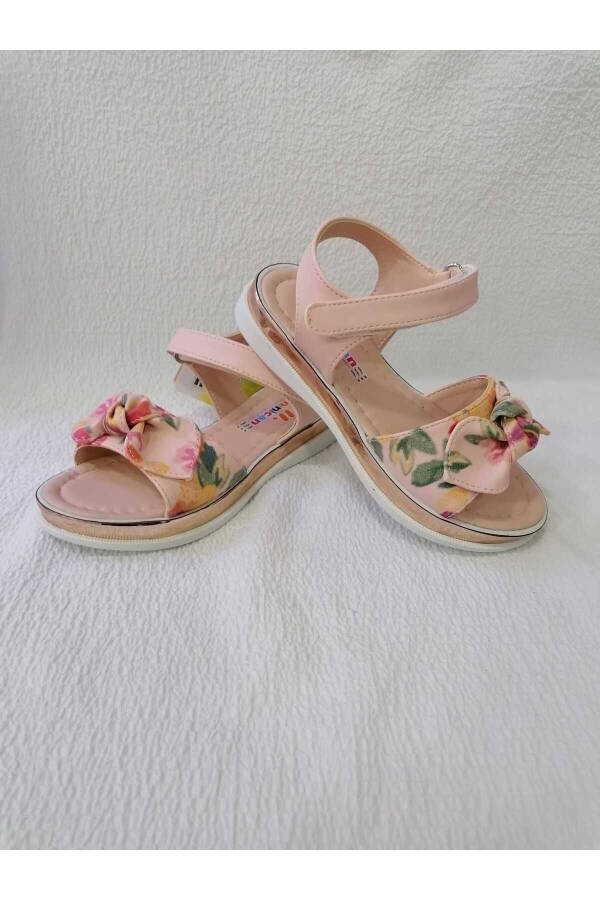 Colorful Sole Padded Girl Sandals - 5