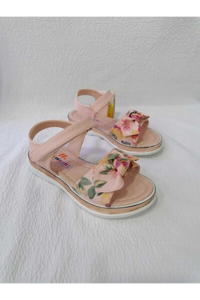 Colorful Sole Padded Girl Sandals - 7