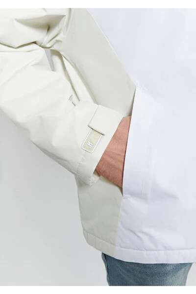 Colour-Blocked Beige Regular Fit Jacket - 8