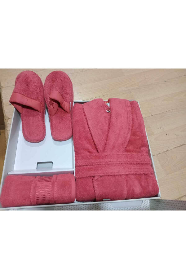 Colourist Dark Coral Bathroom Set (L) Original Product - 1