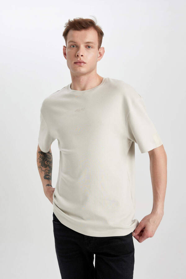 Comfort Fit Crew Neck Printed Short Sleeve Heavyweight T-Shirt - 18