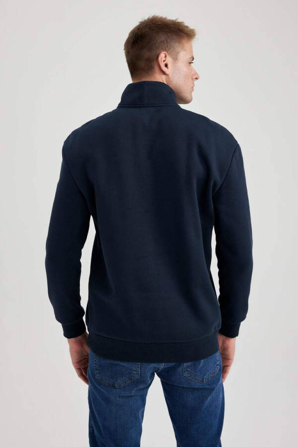 Comfort Fit Zippered Stand Collar Sweatshirt Navy - 16