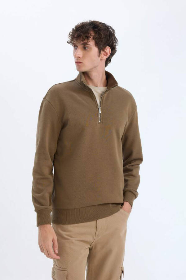 Comfort Regular Fit Zippered Stand Collar Basic Plain Sweatshirt Khaki - 4