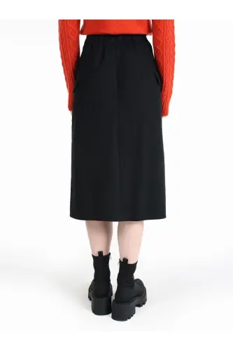 Comfortable fit, pocket detailed, maxi black women's skirt. - 2