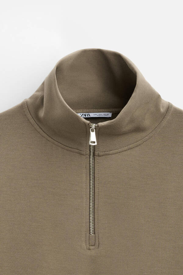 Comfortable Tech Sweatshirt - Dark Khaki - 9