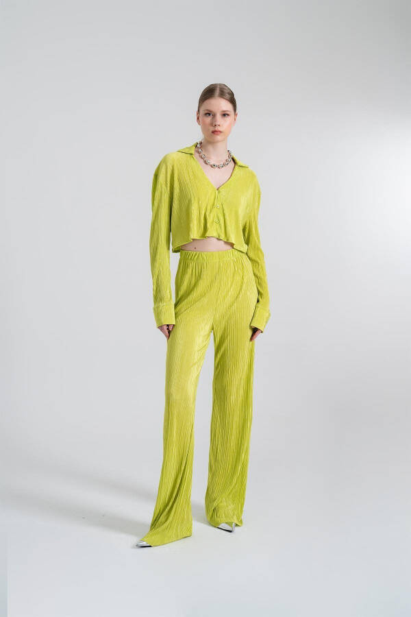 Comfy Crop Shirt Green - 2