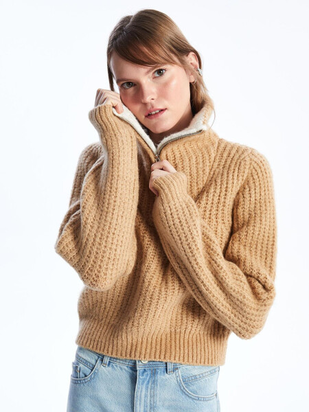 Como - Zippered Stand Collar Relaxed Fit Thick Knit Sweater - Camel Color - 6