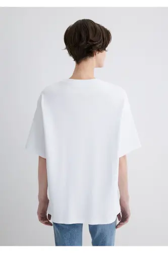 Consistency Baskılı Beyaz Futbolka Oversize / Keng - 5