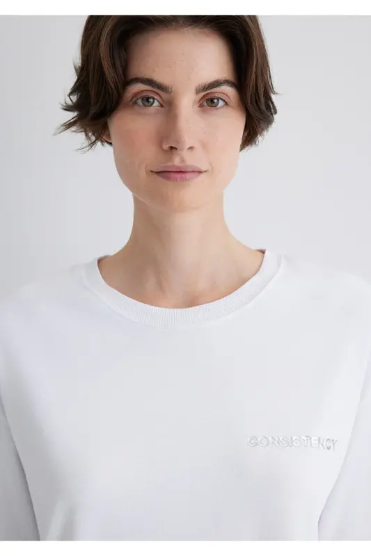 Consistency Baskılı Beyaz Futbolka Oversize / Keng - 6