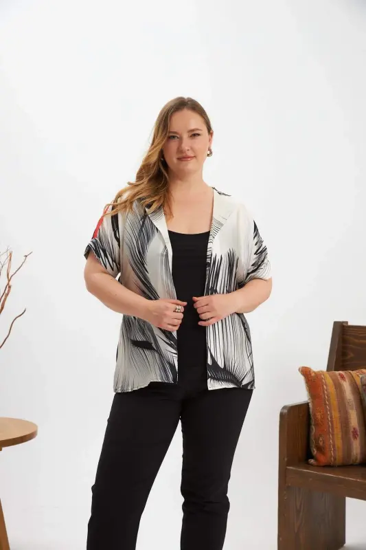 Contrast Patterned Belted Plus Size Kimono Blouse Black - 1