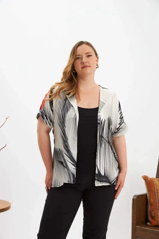 Contrast Patterned Belted Plus Size Kimono Blouse Black - 6