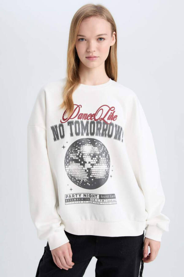 Coool Loose Fit Round Neck Printed Heavy Sweatshirt Off-White - 1