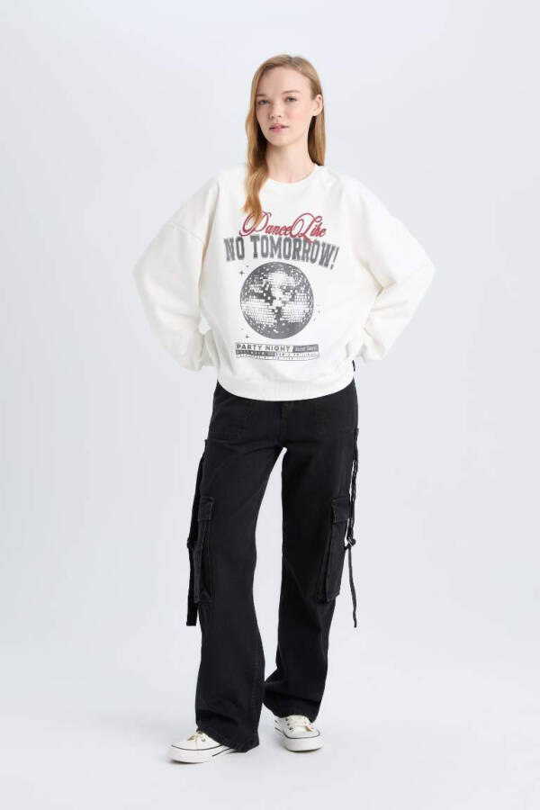 Coool Loose Fit Round Neck Printed Heavy Sweatshirt Off-White - 2