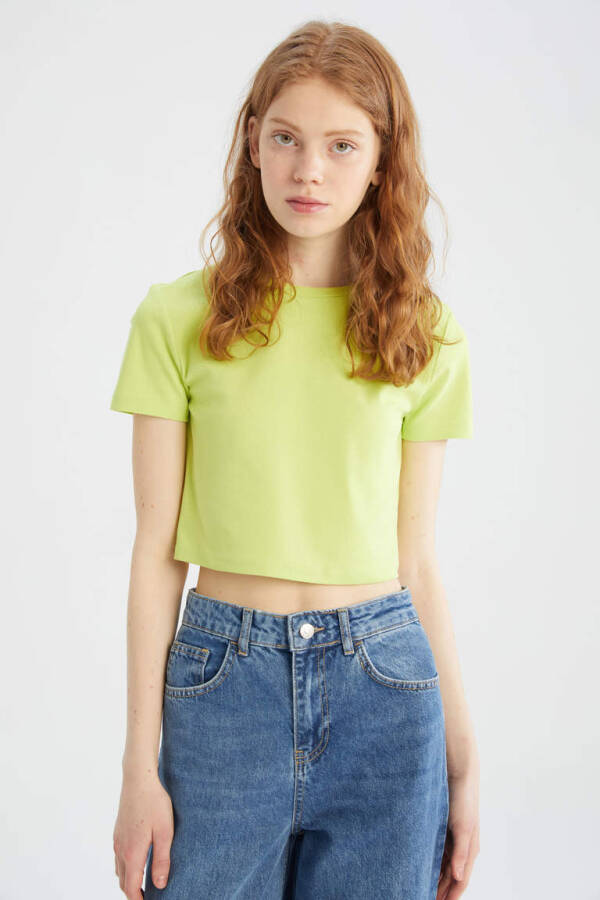 Coool Slim Fit Basic Short Sleeve Crop T-Shirt Light Green - 3