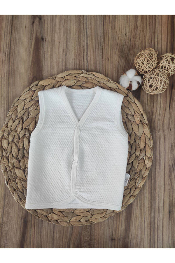 Cotton baby vest, perfect for baby girls and boys. - 2